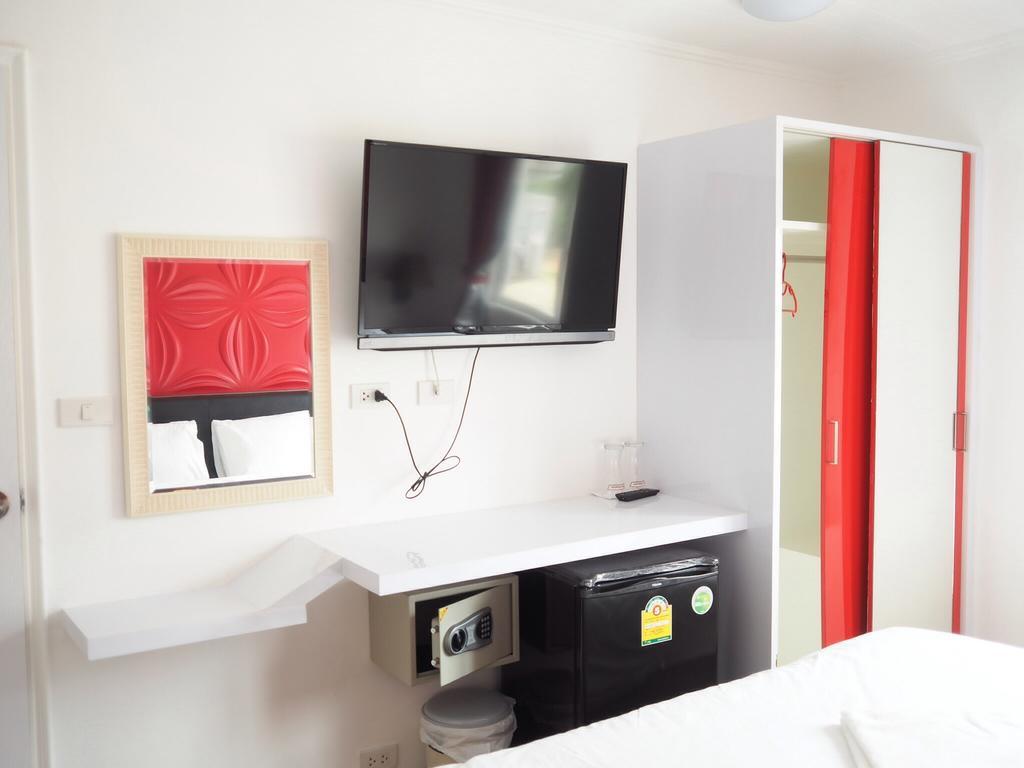Pook Swan House Hotel Pattaya Δωμάτιο φωτογραφία